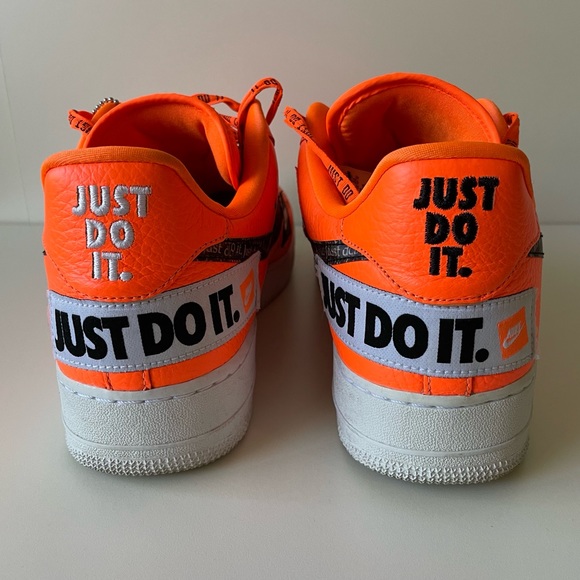 Nike Air Force 1 Low ‘Just Do It’ Shoes - Picture 7 of 11